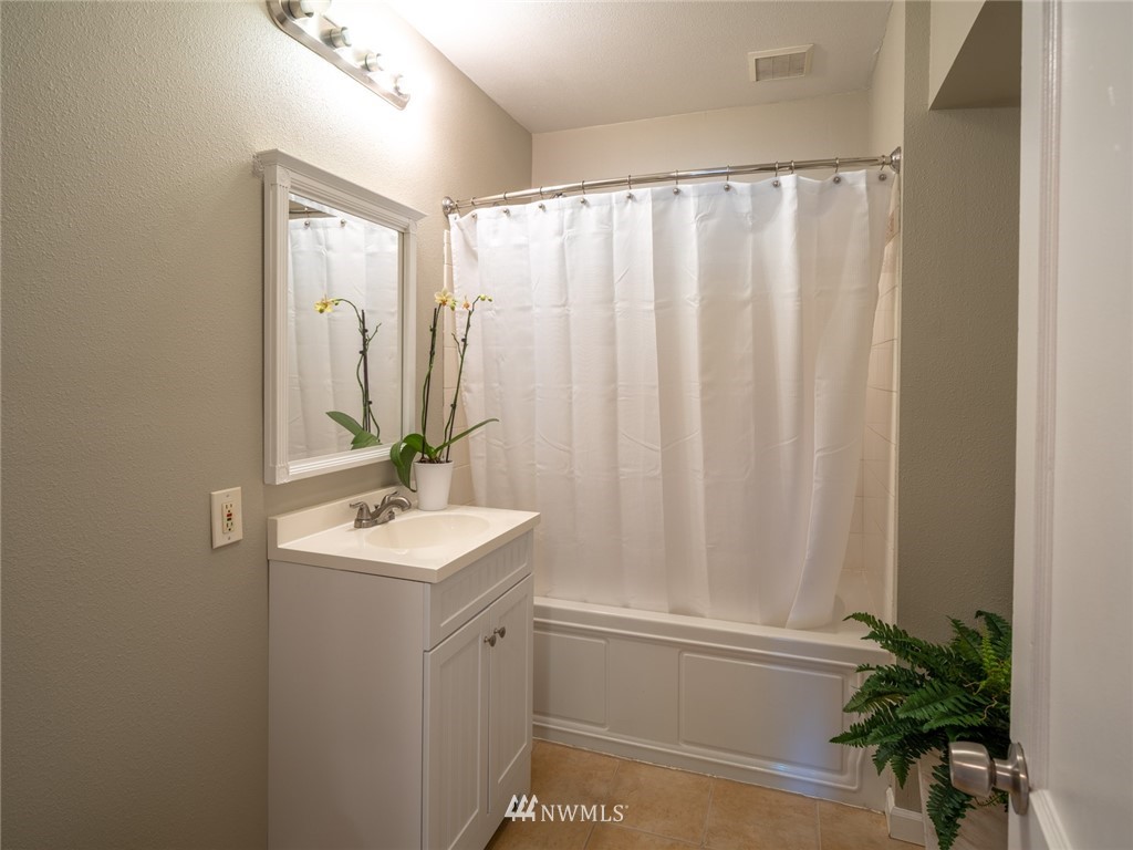 151 Wallace Road Woodland, WA 98674 - Photo 10 of 25 Gallery Image 10