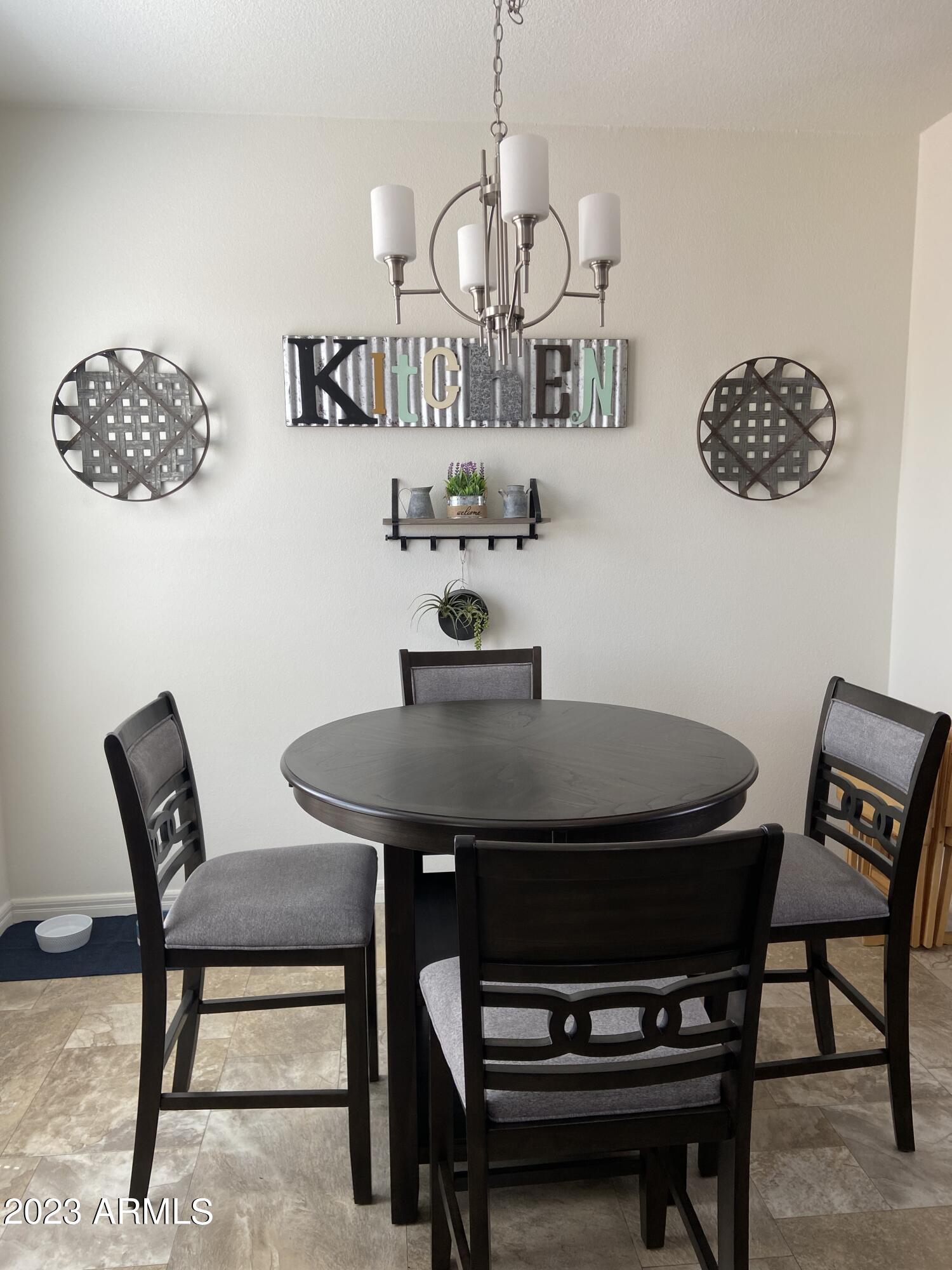 3356 Basin Road Overgaard, AZ 85933 - Photo 2 of 22 Dinette