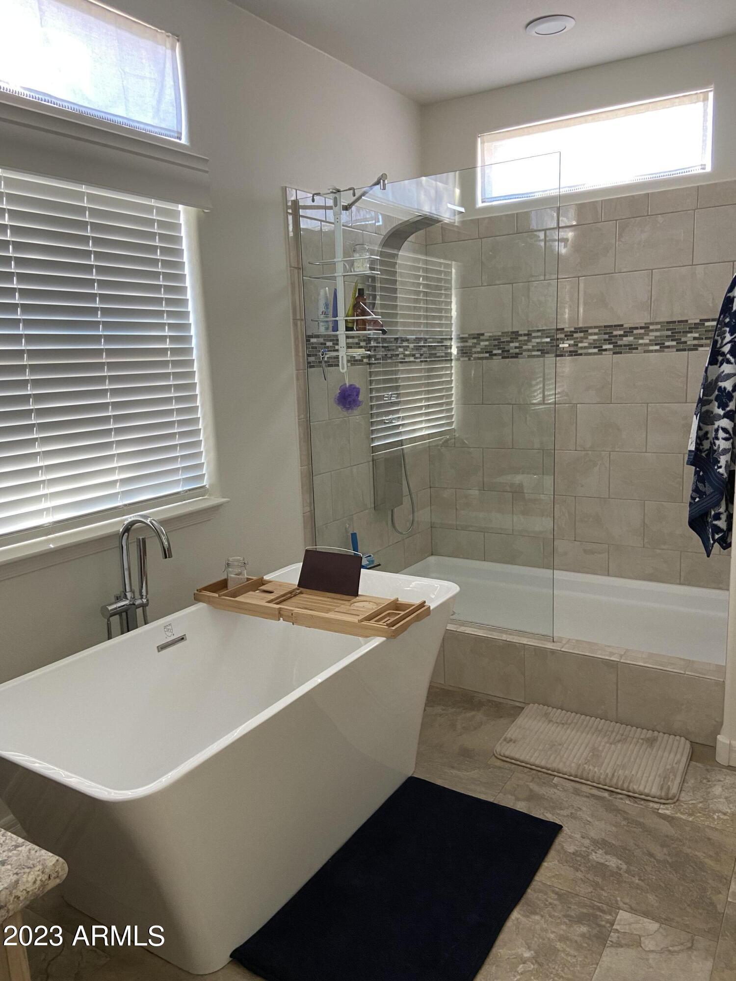 3356 Basin Road Overgaard, AZ 85933 - Photo 5 of 22 master bath