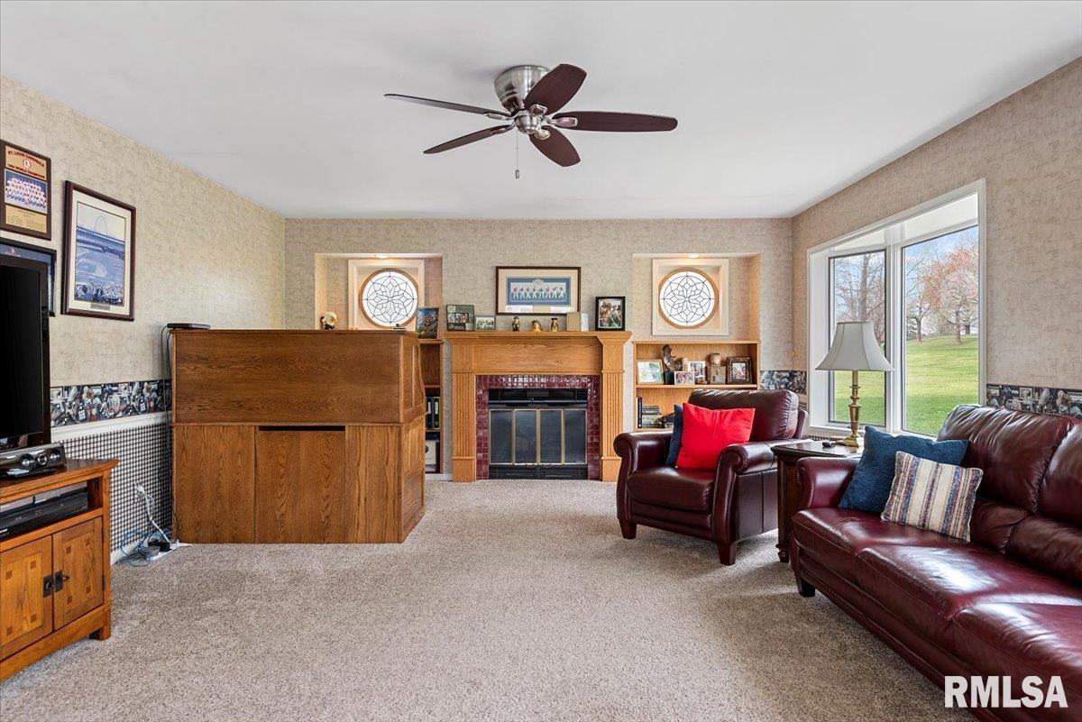 308 Country Club Road Jacksonville, IL 62650 - Photo 19 of 62