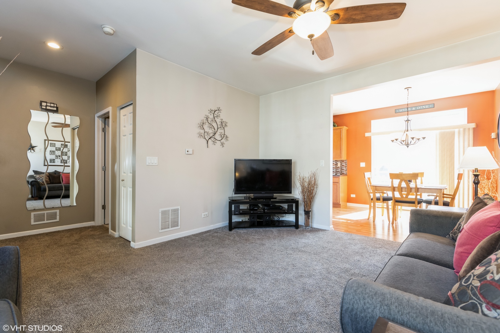 305 Timber Ridge Court Joliet, IL 60431 - Photo 7 of 18