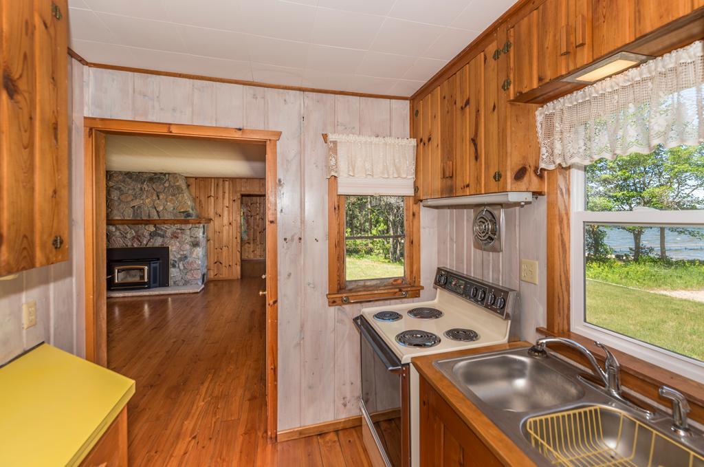 27095 Pelican Lake Road Merrifield, MN 56465 - Photo 10 of 33