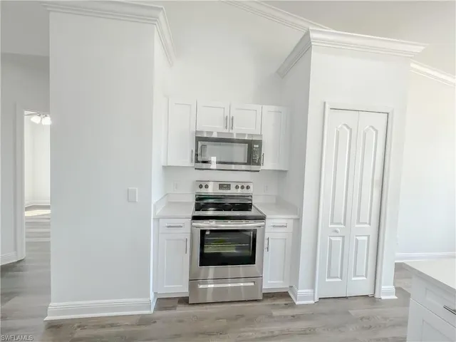 $1,900 | 3303 33rd Street Southwest, Lehigh Acres, FL 33976