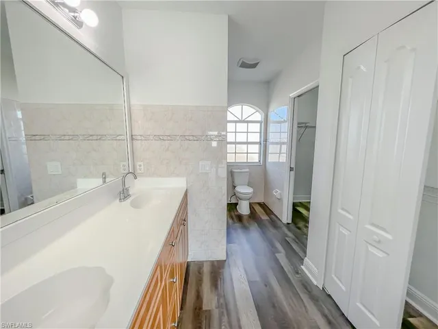 $1,900 | 3303 33rd Street Southwest, Lehigh Acres, FL 33976