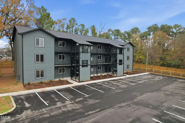 $179,000 | 1309 East Hudson Avenue, Unit D13, Durham, NC 27705