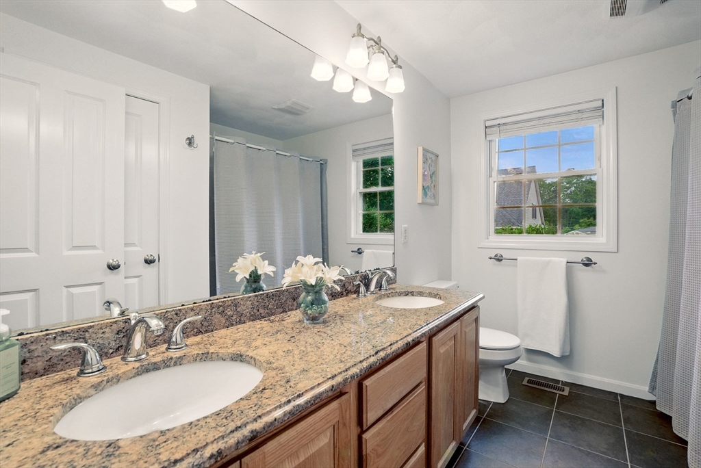 56 Peace Street Billerica, MA 01821 - Photo 27 of 31