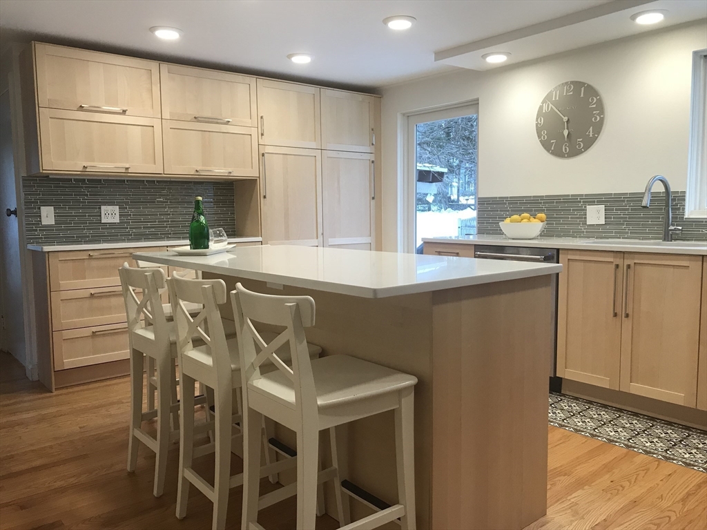 1 Balfour Street Lexington, MA 02421 - Photo 5 of 23