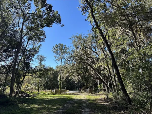 $997,700 | 55 West Highway 318, Reddick, FL 32686