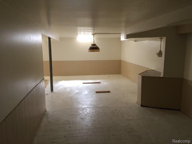 3665 Mark Road Waterford, MI 48328 - Photo 10 of 17 10.jpg
