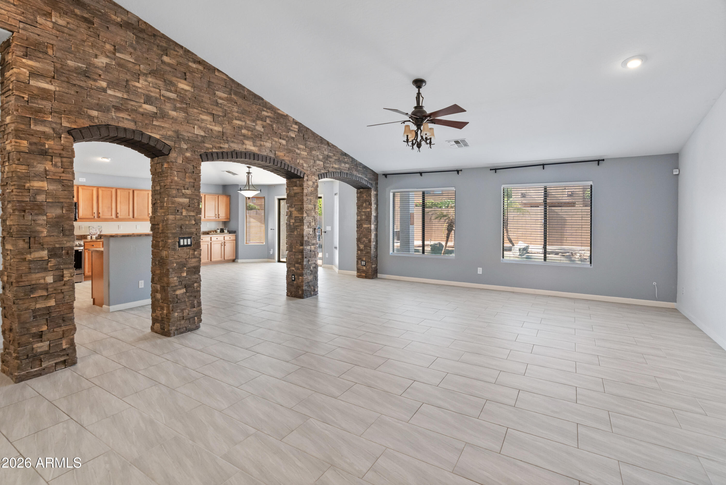 13630 West Redfield Road Surprise, AZ 85379 - Photo 14 of 34 13630 W Redfield Rd-30