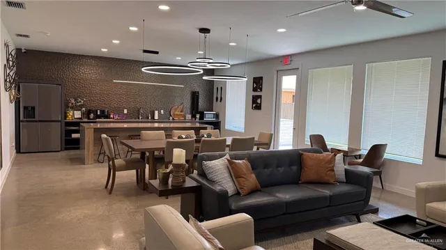 $1,225 | 4001 Peach Lane, Unit C, Weslaco, TX 78599