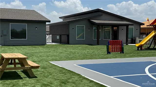 $1,225 | 4001 Peach Lane, Unit C, Weslaco, TX 78599