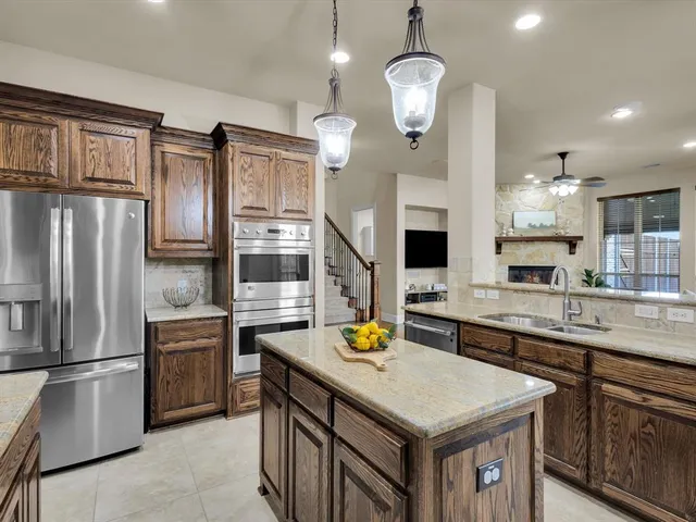 $709,999 | 5772 Franklin Court, Frisco, TX 75033