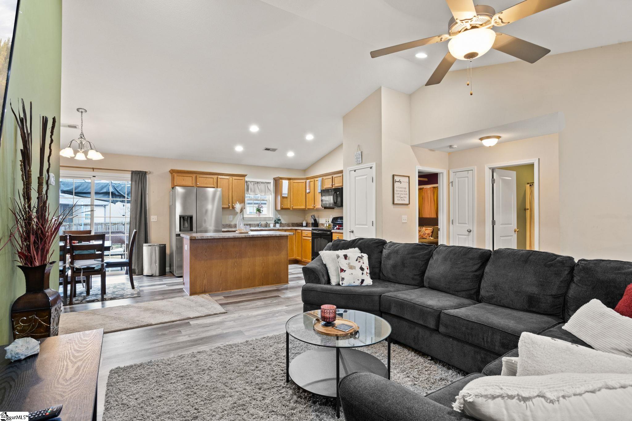 256 Sleepy River Road Simpsonville, SC 29681 - Photo 7 of 24 Gallery Image 7