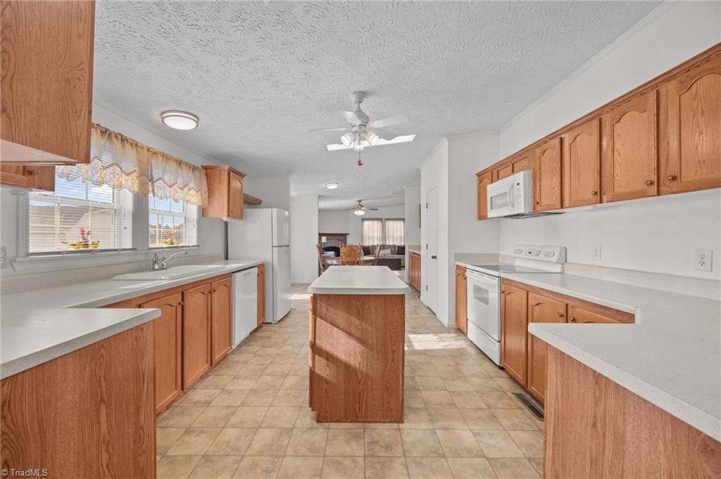 523 Old Mill Farm Road Lexington, NC 27295 - Photo 10 of 50 Gallery Image 10