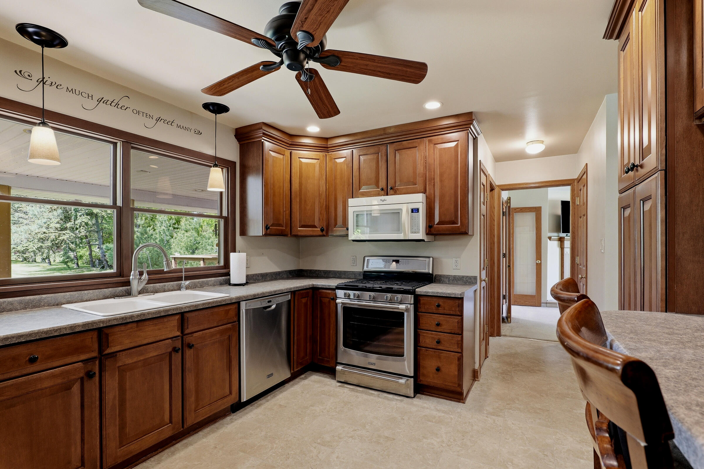 4528 Lakeshore Road Sheboygan, WI 53083 - Photo 11 of 54 4528Lakeshore-11