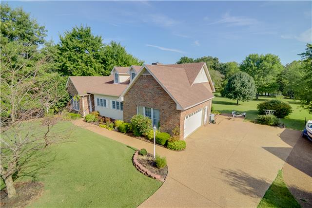 2003 Pointe Barton Drive Lebanon, TN 37087 - Photo 11 of 19 Beautiful Level Yard