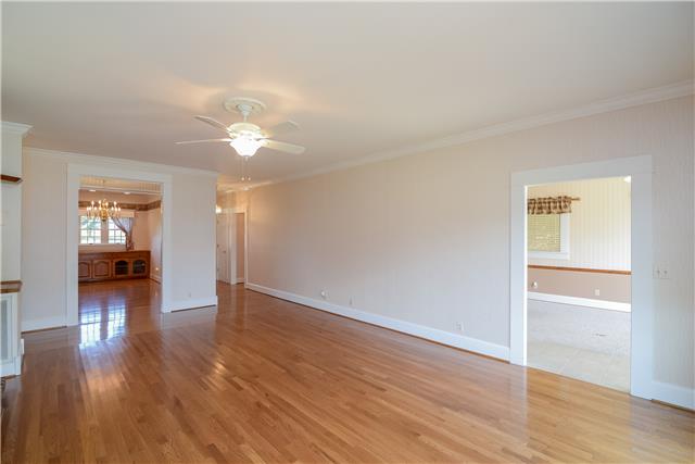2003 Pointe Barton Drive Lebanon, TN 37087 - Photo 12 of 19 Looking into the dining room from the living room