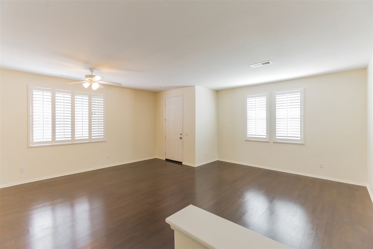 1006 Greenway Road Oceanside, CA 92057 - Photo 4 of 25