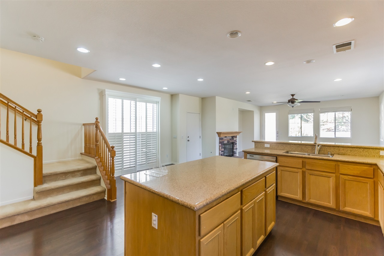 1006 Greenway Road Oceanside, CA 92057 - Photo 6 of 25