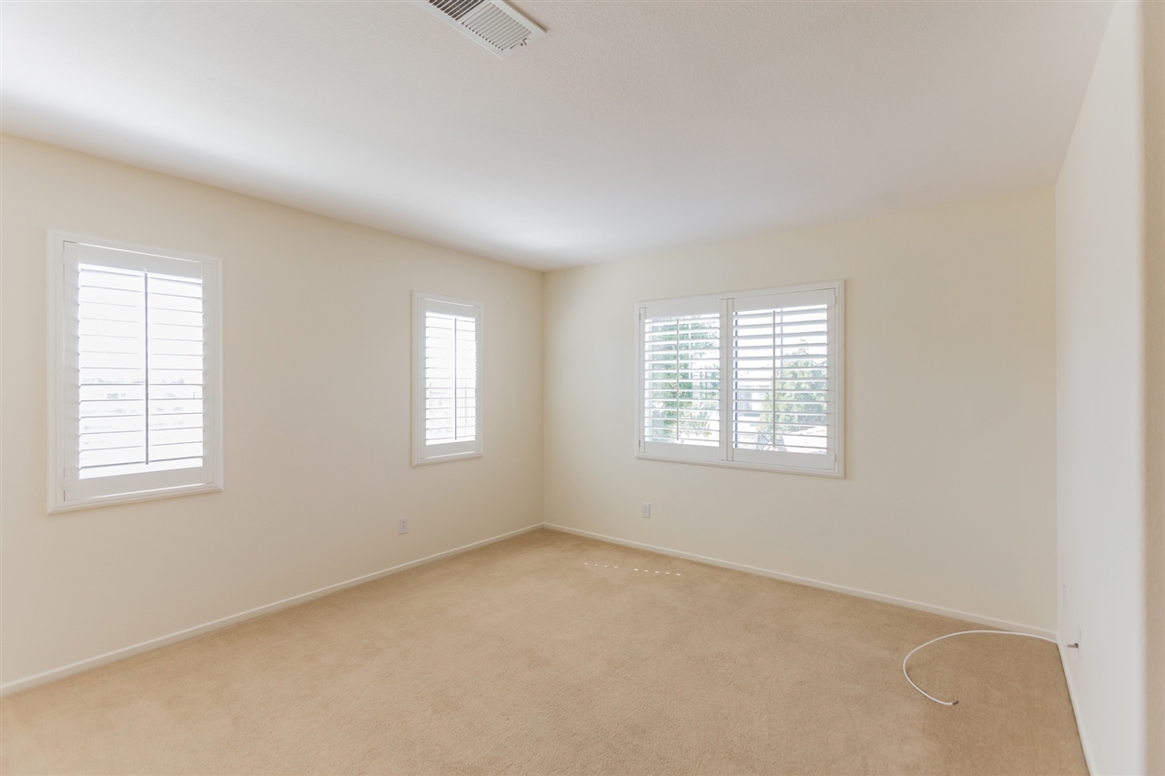 1006 Greenway Road Oceanside, CA 92057 - Photo 9 of 25