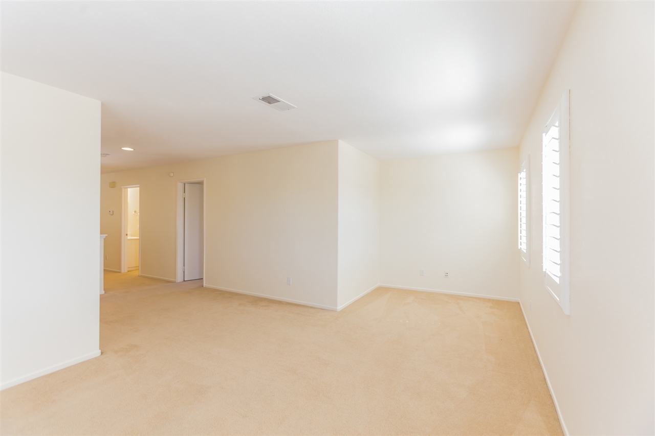 1006 Greenway Road Oceanside, CA 92057 - Photo 10 of 25