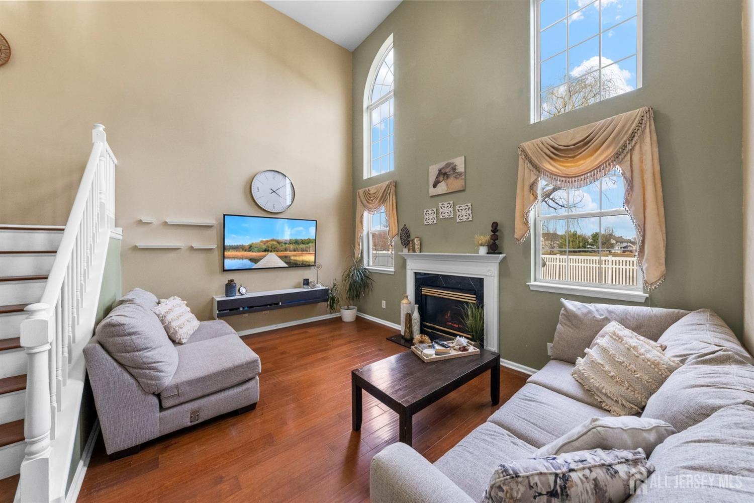 49 Devon Drive East Brunswick, NJ 08816 - Photo 11 of 39