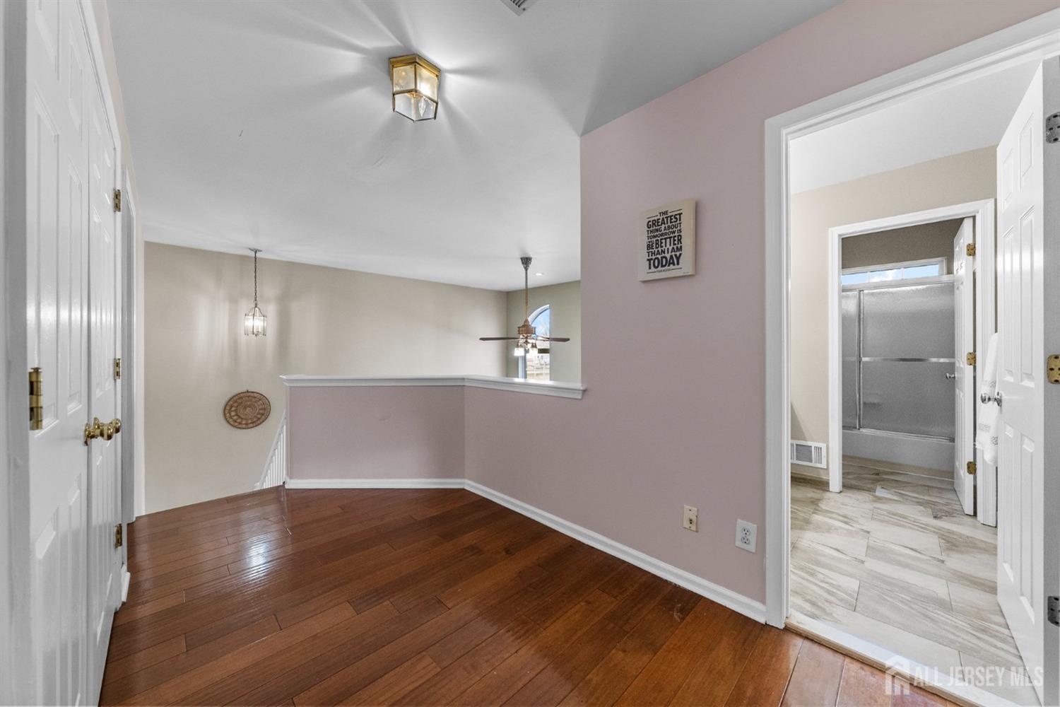 49 Devon Drive East Brunswick, NJ 08816 - Photo 16 of 39