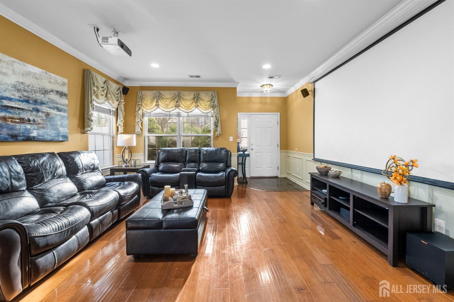 49 Devon Drive East Brunswick, NJ 08816 - Photo 4 of 39