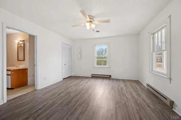 $199,900 | 1933 Grit Road, Hurt, VA 24563