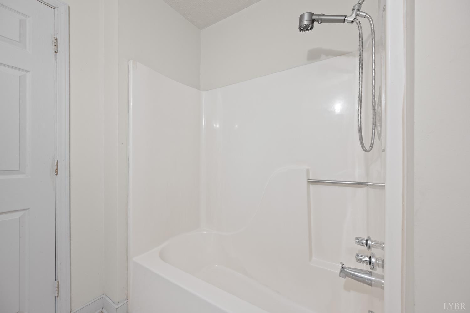 1933 Grit Road Hurt, VA 24563 - Photo 14 of 32