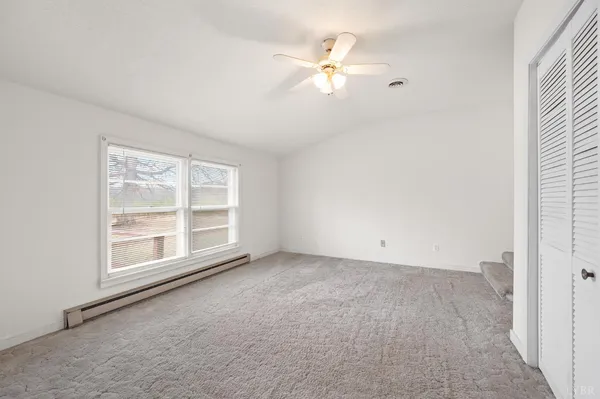 $199,900 | 1933 Grit Road, Hurt, VA 24563