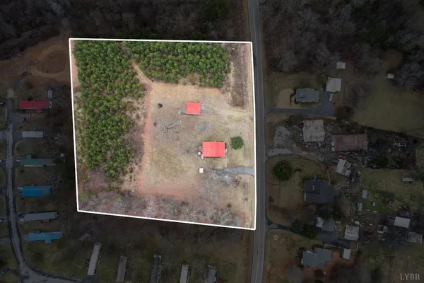 $199,900 | 1933 Grit Road, Hurt, VA 24563