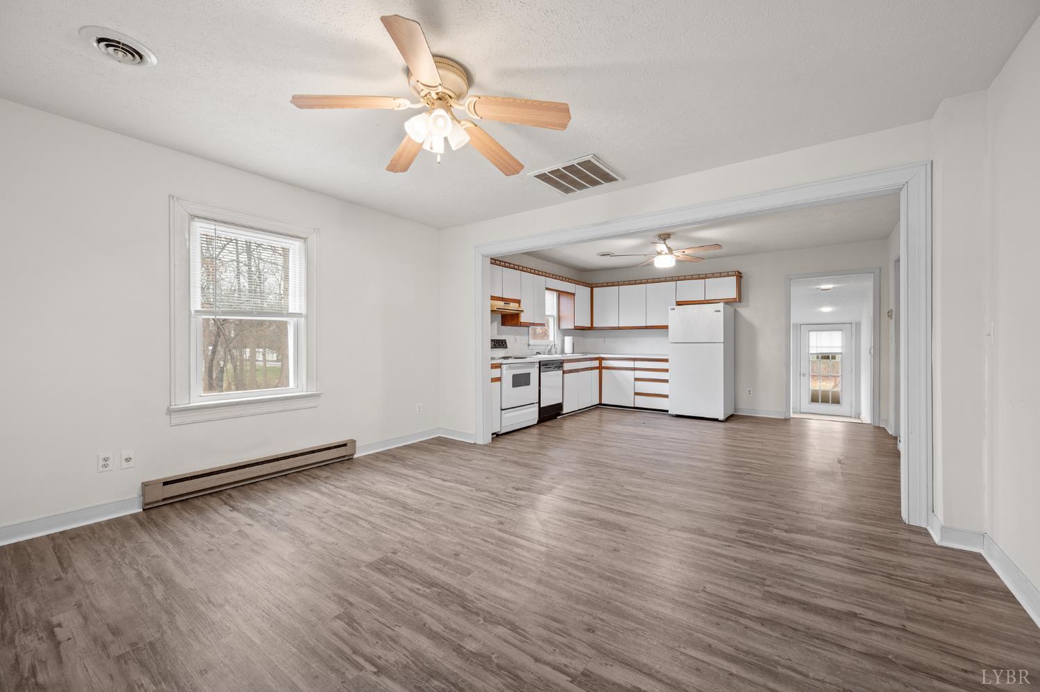 1933 Grit Road Hurt, VA 24563 - Photo 6 of 32