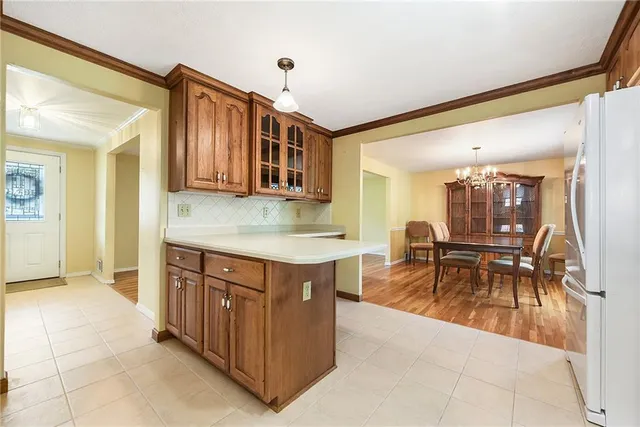 $309,900 | 524 Rainier Drive, Pittsburgh, PA 15239