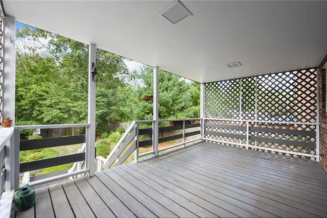 $309,900 | 524 Rainier Drive, Pittsburgh, PA 15239