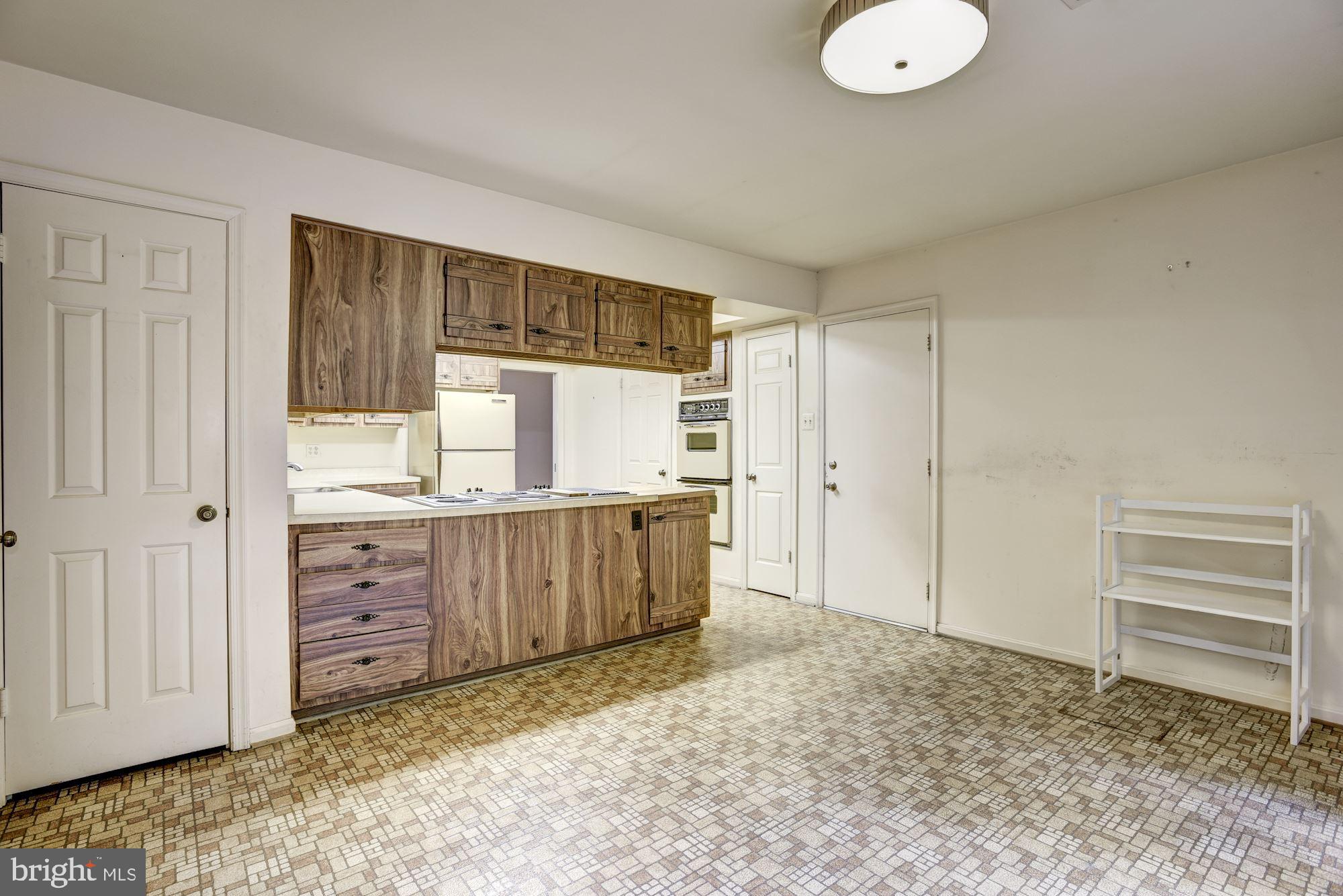 10715 Midsummer Drive Reston, VA 20191 - Photo 11 of 43 Spacious Breakfast Area with Pantry
