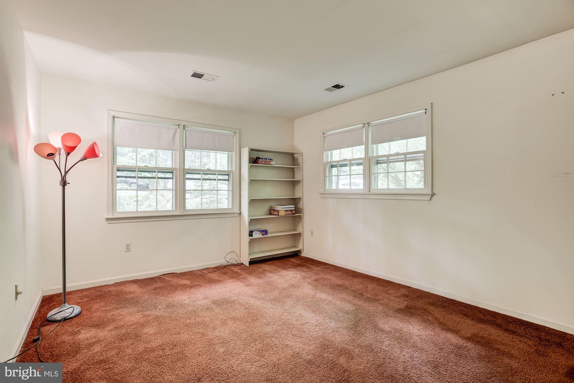 10715 Midsummer Drive Reston, VA 20191 - Photo 24 of 43 HUGE 3rd Bedroom on Main Level