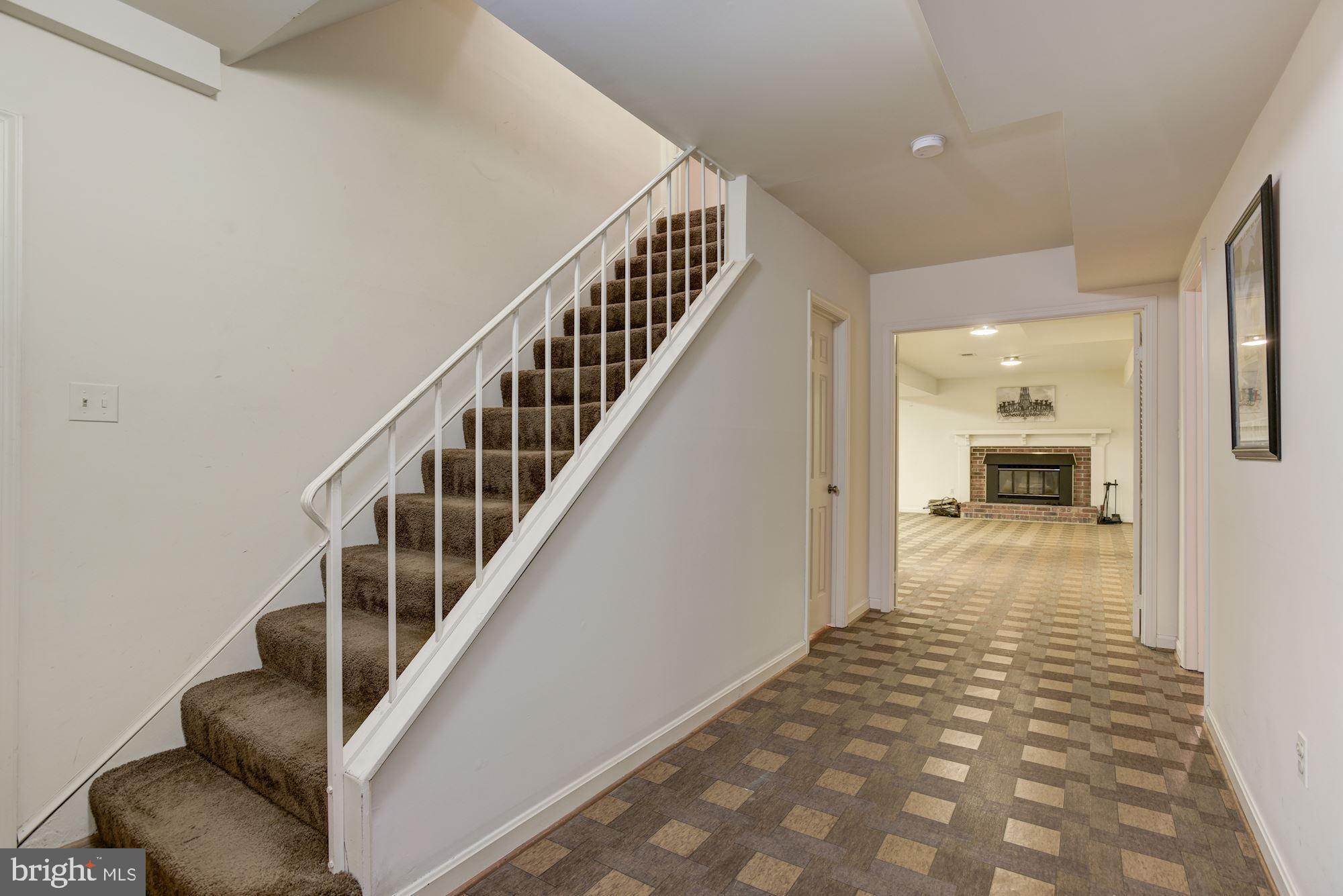 10715 Midsummer Drive Reston, VA 20191 - Photo 27 of 43