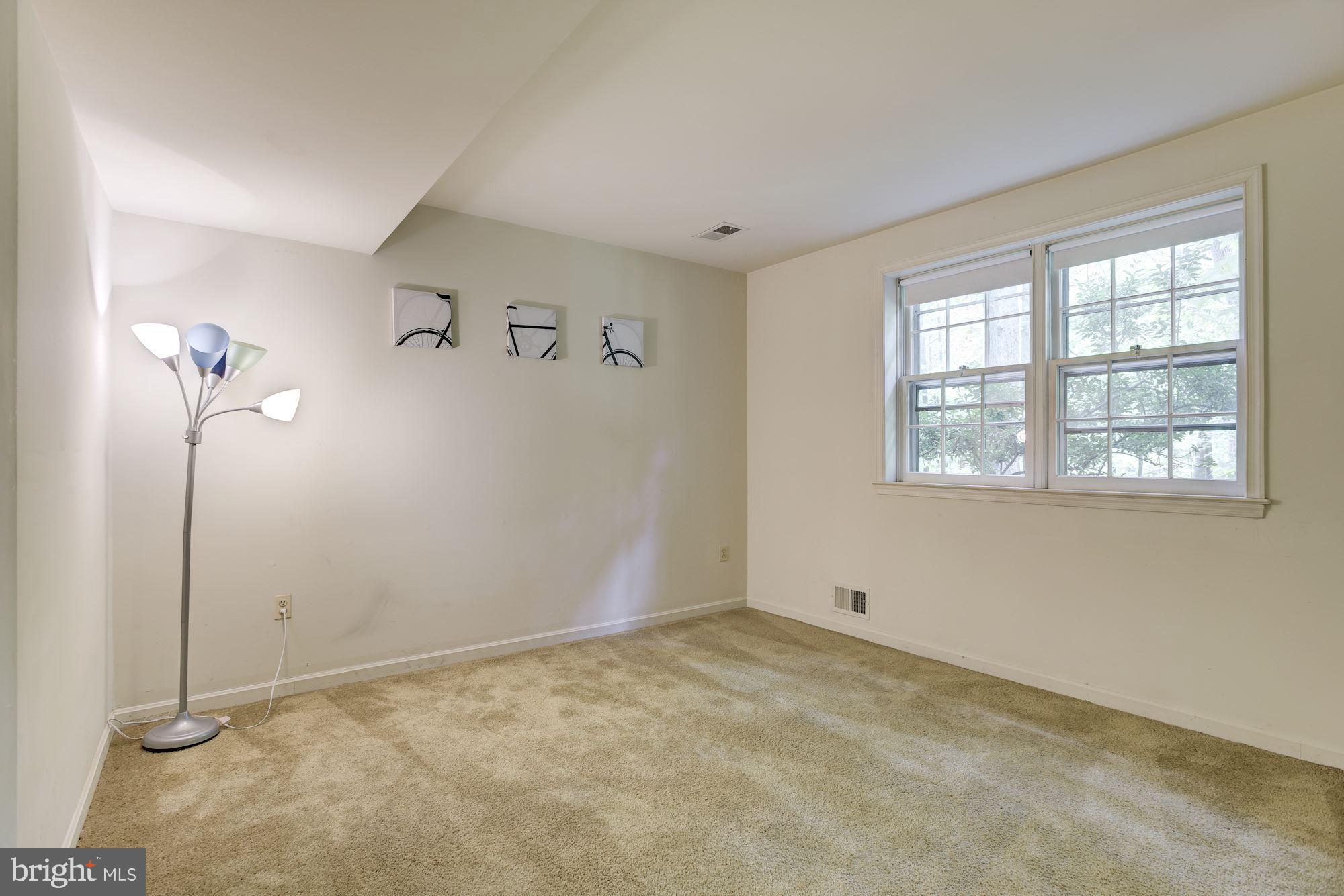 10715 Midsummer Drive Reston, VA 20191 - Photo 28 of 43 4th Bedroom