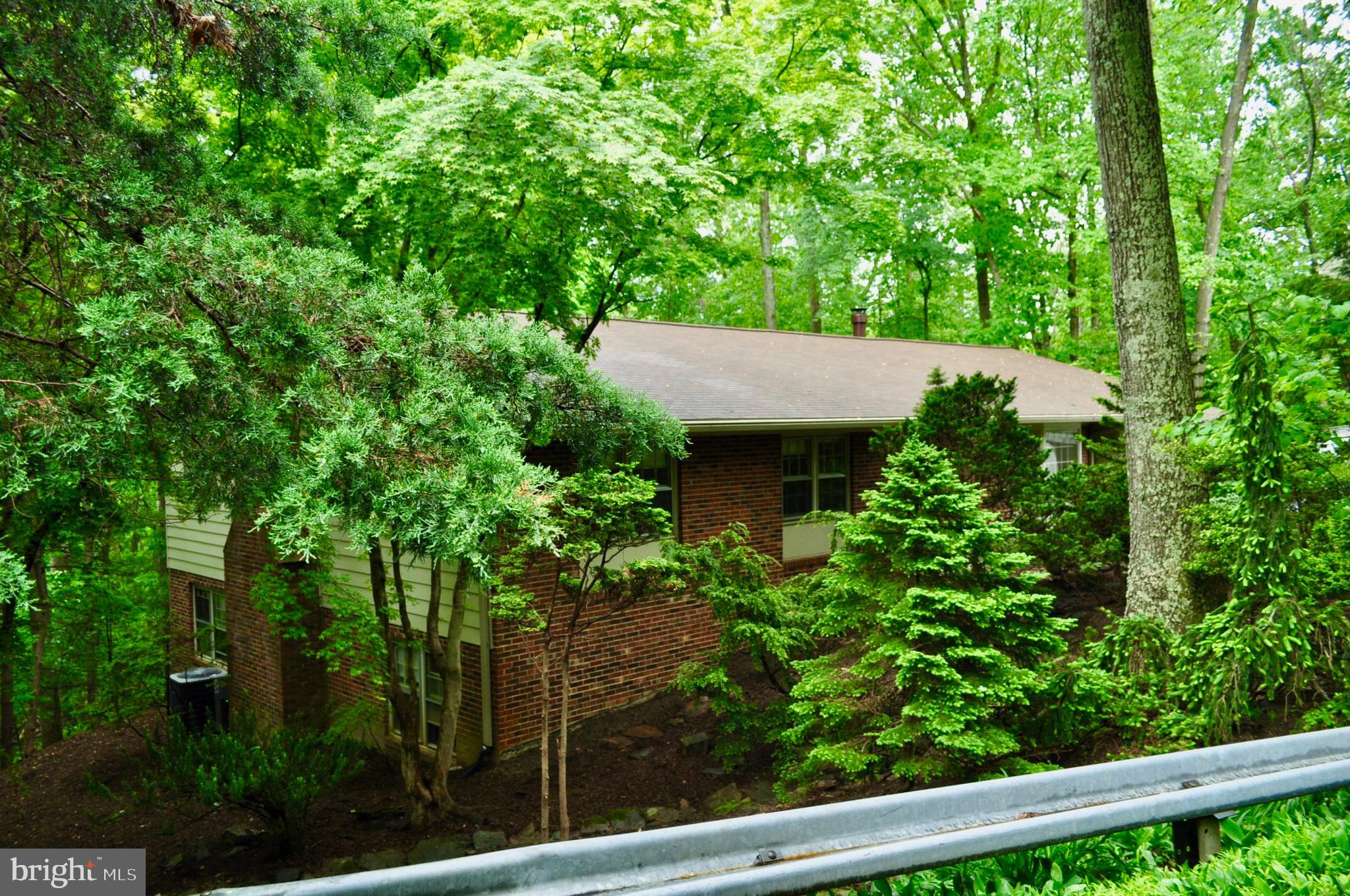10715 Midsummer Drive Reston, VA 20191 - Photo 40 of 43
