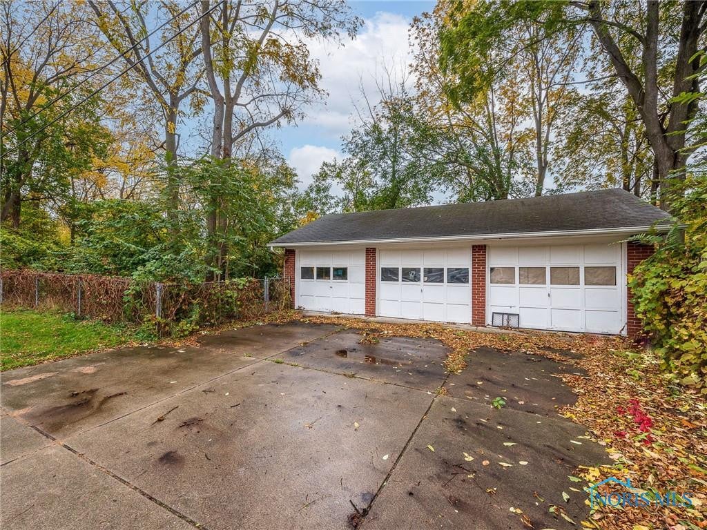 2639 West Alexis Road Toledo, OH 43613 - Photo 26 of 30 Gallery Image 26