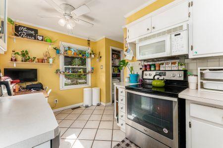 2500 Wickliffe Road Columbus, OH 43221 - Photo 11 of 34
