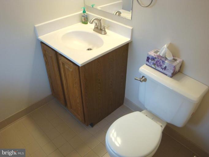 15808 Radwick Lane Silver Spring, MD 20906 - Photo 17 of 24 Half Bath 1