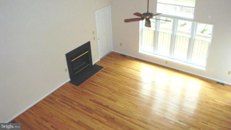 15808 Radwick Lane Silver Spring, MD 20906 - Photo 8 of 24 Unique #1