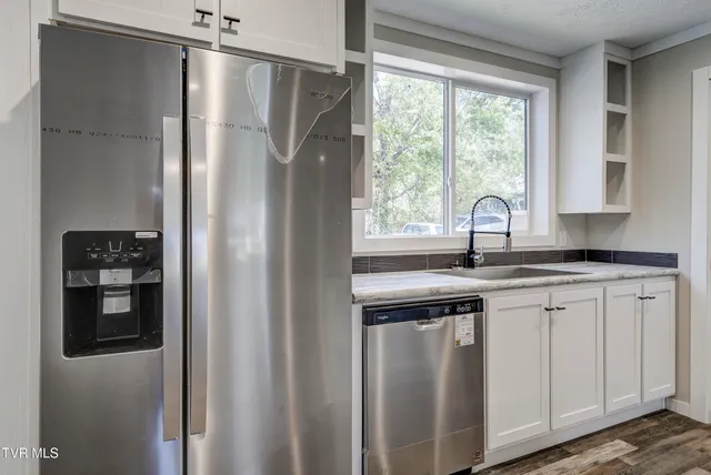 $269,900 | 560 Main Street, Mosheim, TN 37818