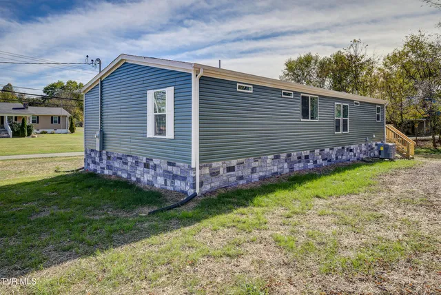 $269,900 | 560 Main Street, Mosheim, TN 37818