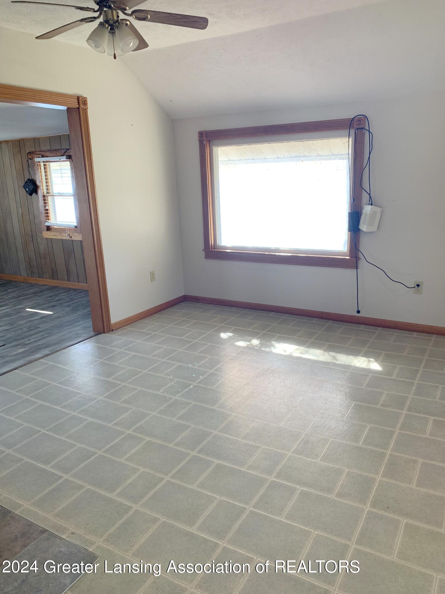8675 Narrow Lake Road Springport, MI 49284 - Photo 8 of 27 IMG-4574