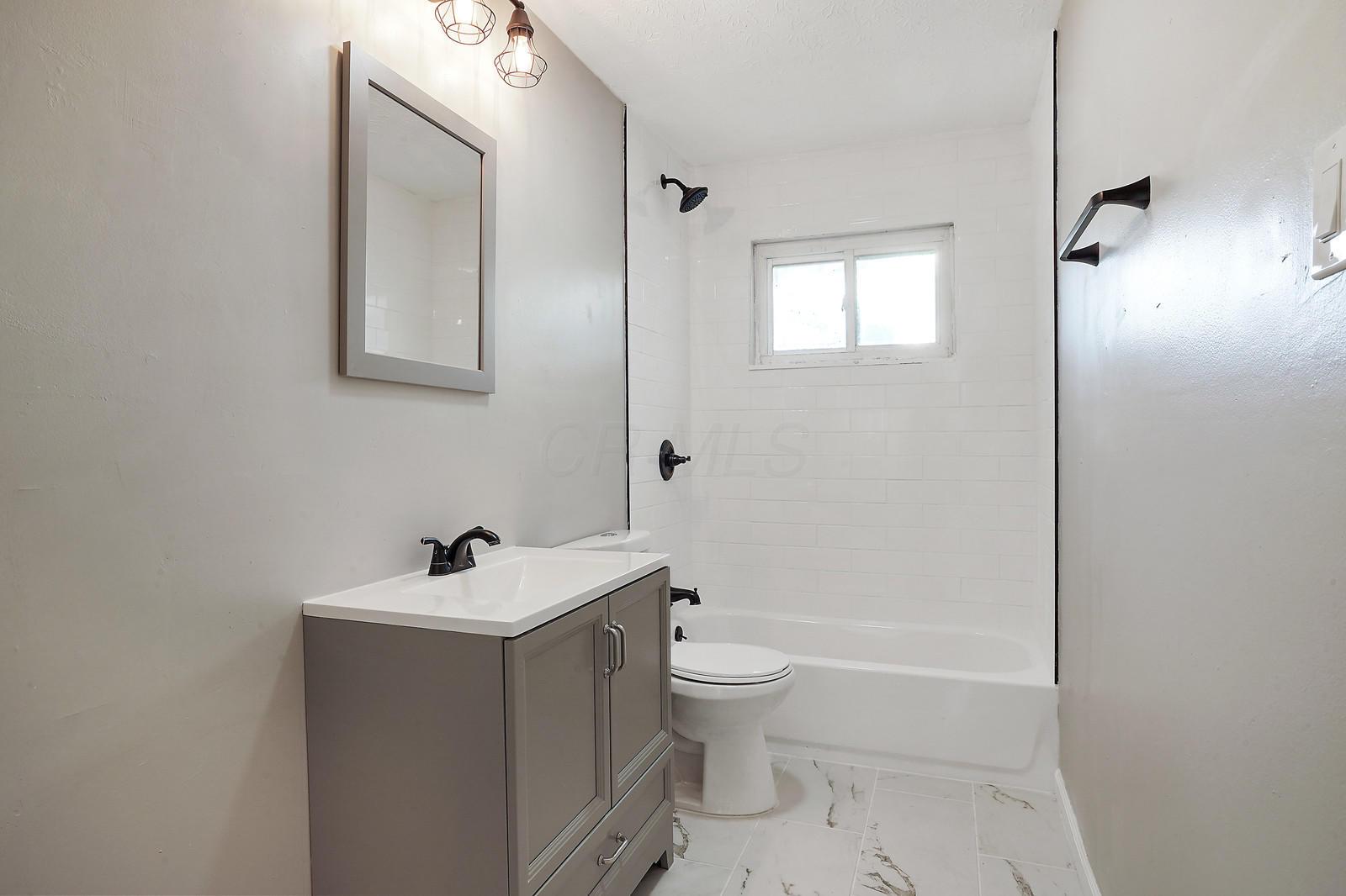 6073 Batavia Road Westerville, OH 43081 - Photo 11 of 21 Gallery Image 11
