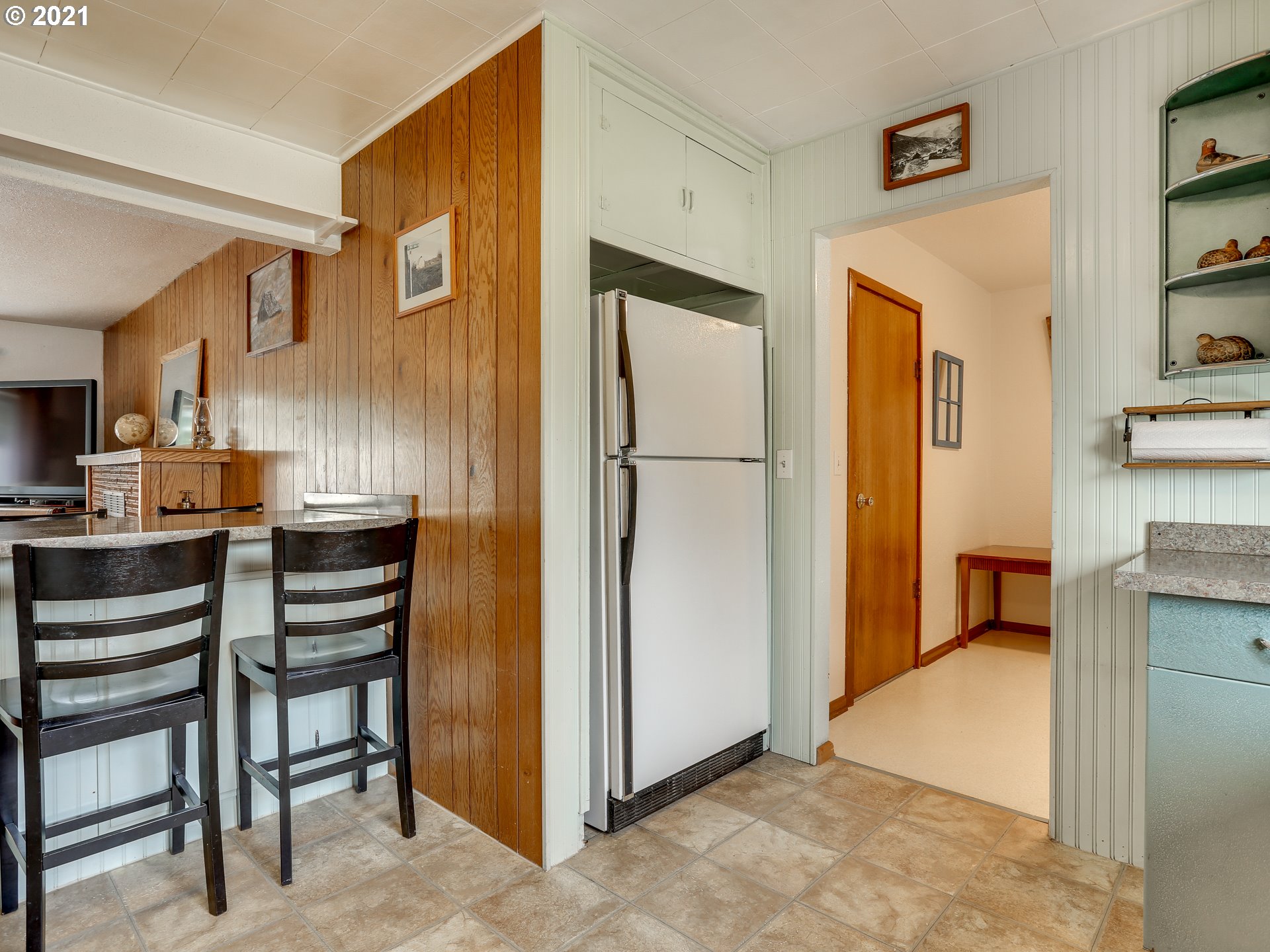 490 Heisler Street Dufur, OR 97021 - Photo 11 of 32 Gallery Image 11